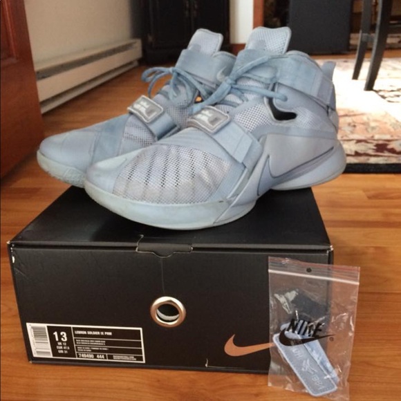 lebron soldier 9 flyease